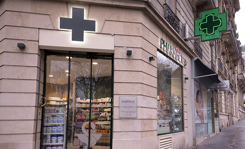 Vous avez peu de place et vous êtes persuadé que c’est incompatible avec un robot. Avec Pharmathek, vous augmenterez votre espace de vente…