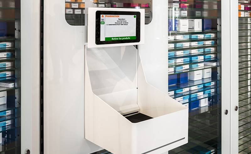 ce système est conçu pour garantir au pharmacien la sécurité absolue au moment de la remise du produit au client/patient, en conformité avec le règlement EU-FMD