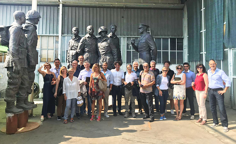 Proprio per esaltare le eccellenze del Made in Italy, il 30 agosto è stato organizzato a Pietrasanta (LU) un esclusivo tour della Fonderia Artistica Mariani...