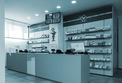 Robot farmacie Comunale di Pistoia n.2 - vista dal bancone