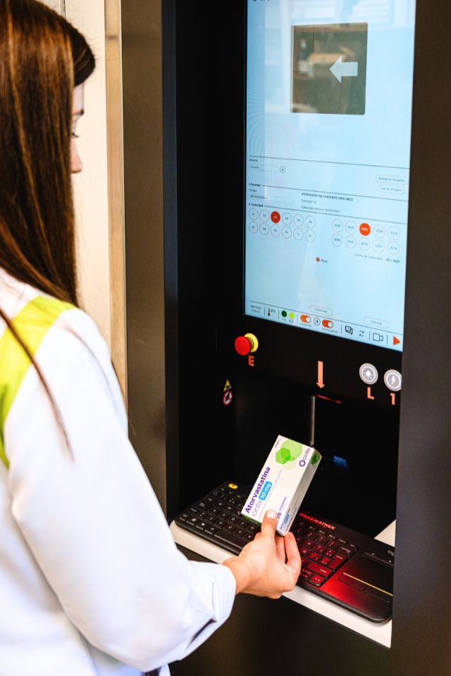 Farmacia Blanca Sobrino robot pharmathek 10