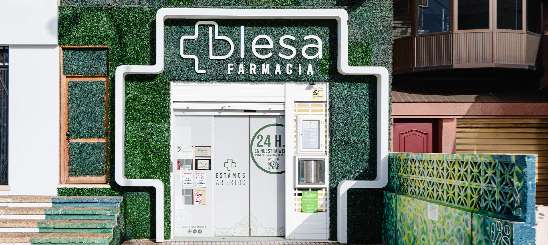 farmacia-robot-blesa-footer